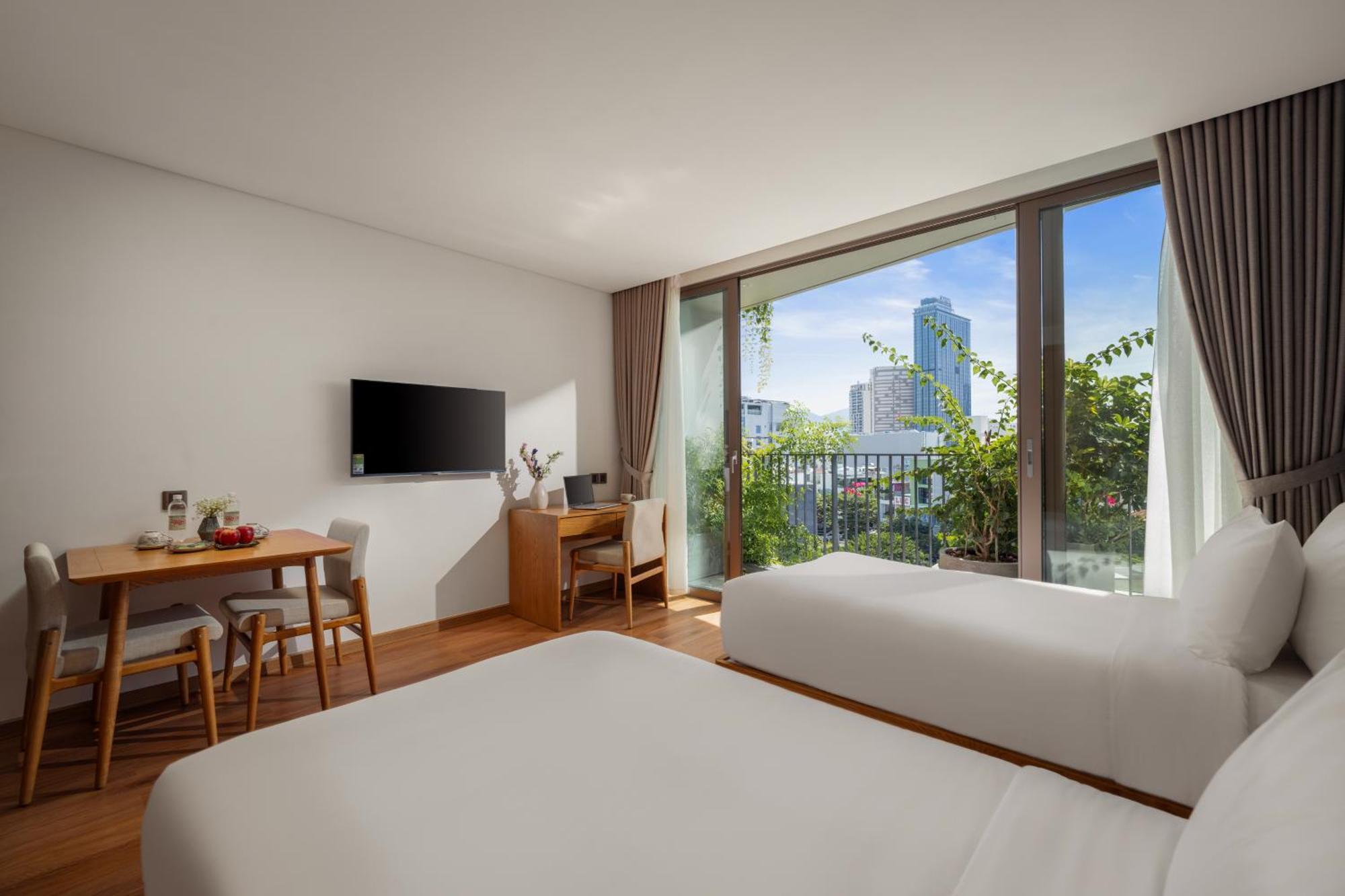 Aparthotel Vernal & *